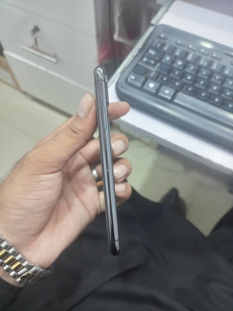 Apple iPhone XS 2