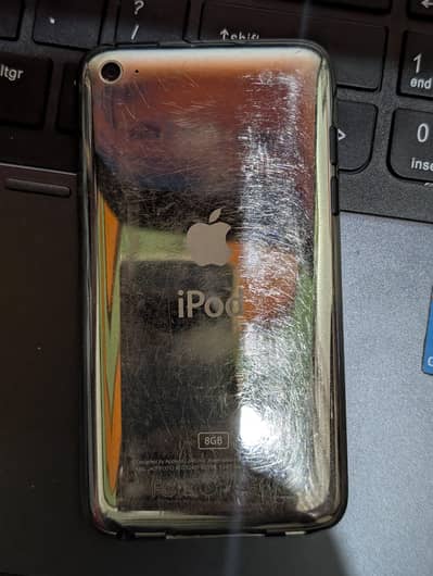 Apple iPod Touch 4