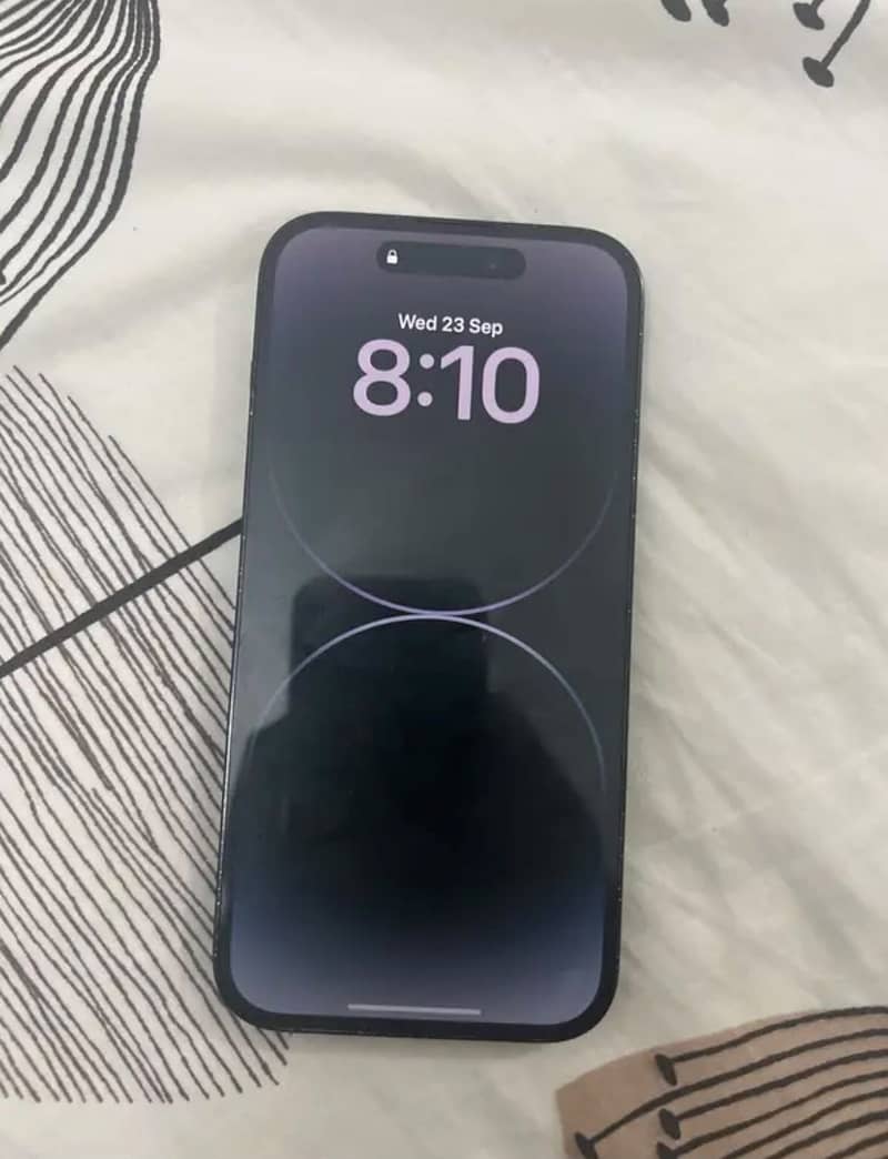 Apple iPhone 14 Pro 1
