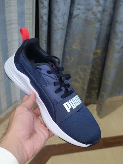 PUMA wired run sneakers / joggers