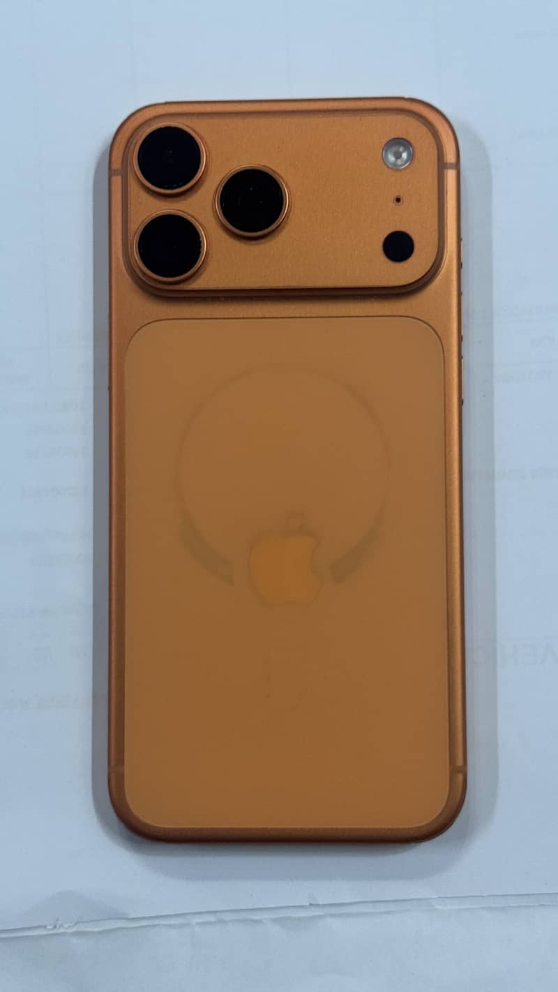 Apple iPhone 17 Pro Max 1