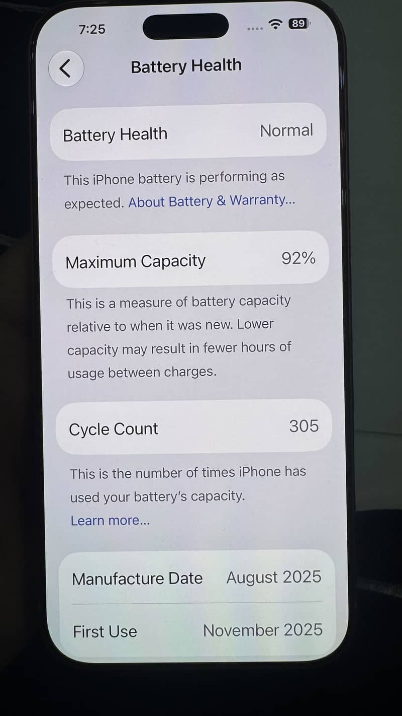 Apple iPhone 17 Pro Max 4