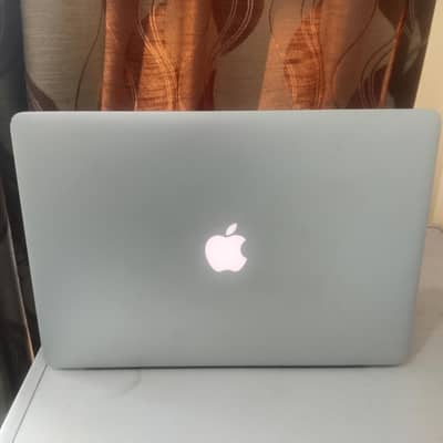 Apple MacBook pro 2015