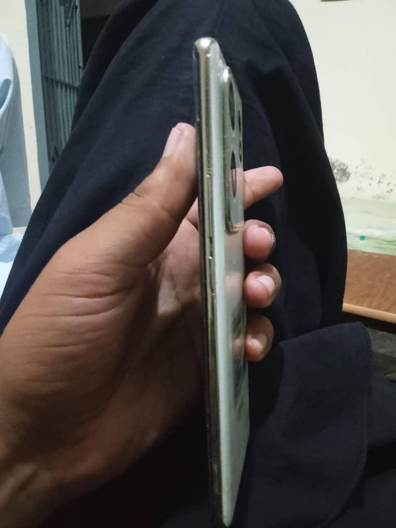 Infinix Zero 30 3