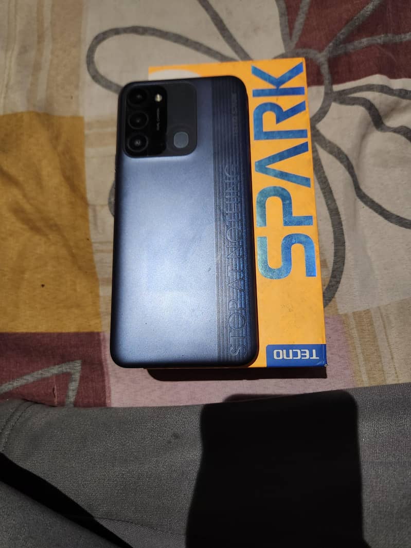 Tecno Spark 8c 3