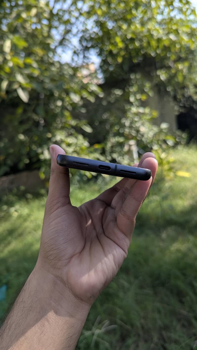 Google Pixel 8 2