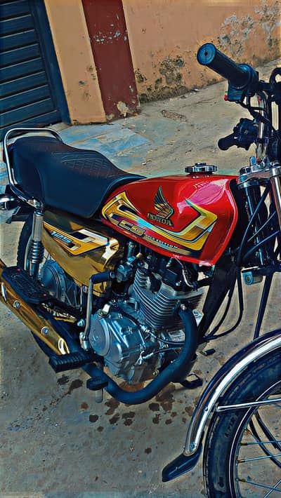 HONDA CG 125 GOLD EDITION