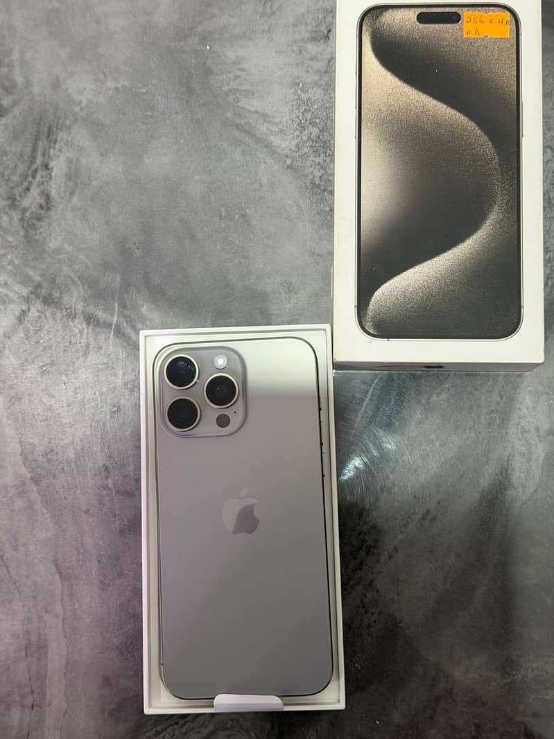 Apple iPhone 15 Pro Max 1