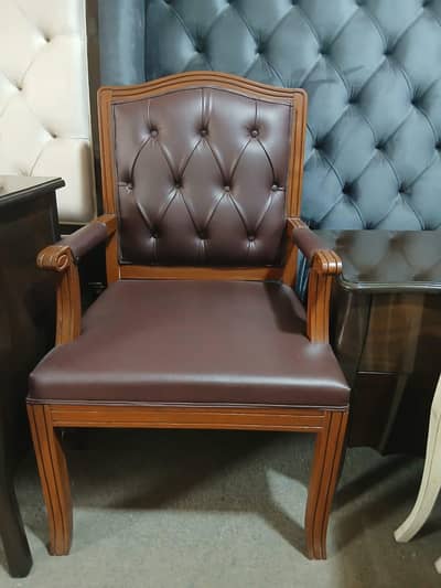 Office Chair – Comfortable & Stylish