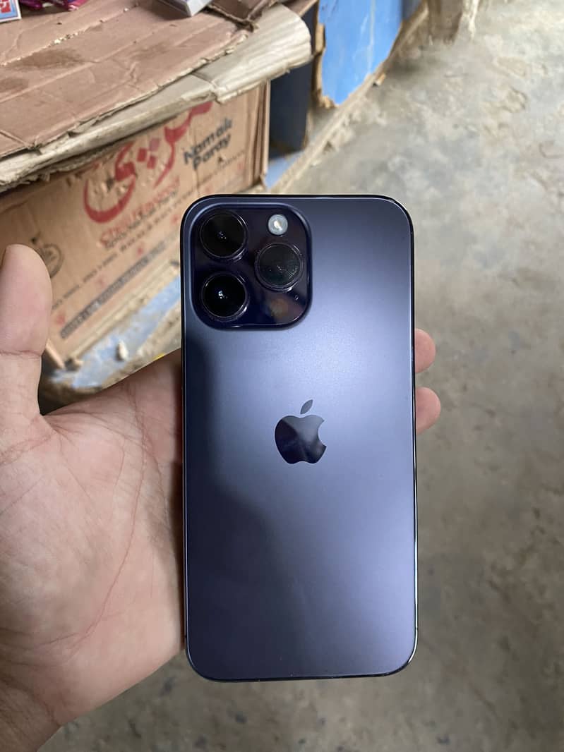 Apple iPhone 14 Pro Max 2