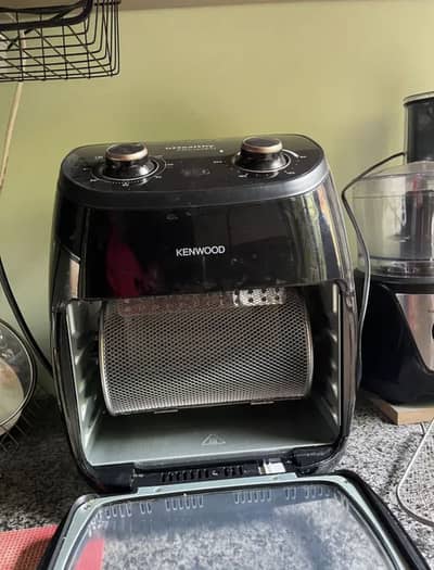 Kenwood Airfryer oven - Used few months - Warranty available