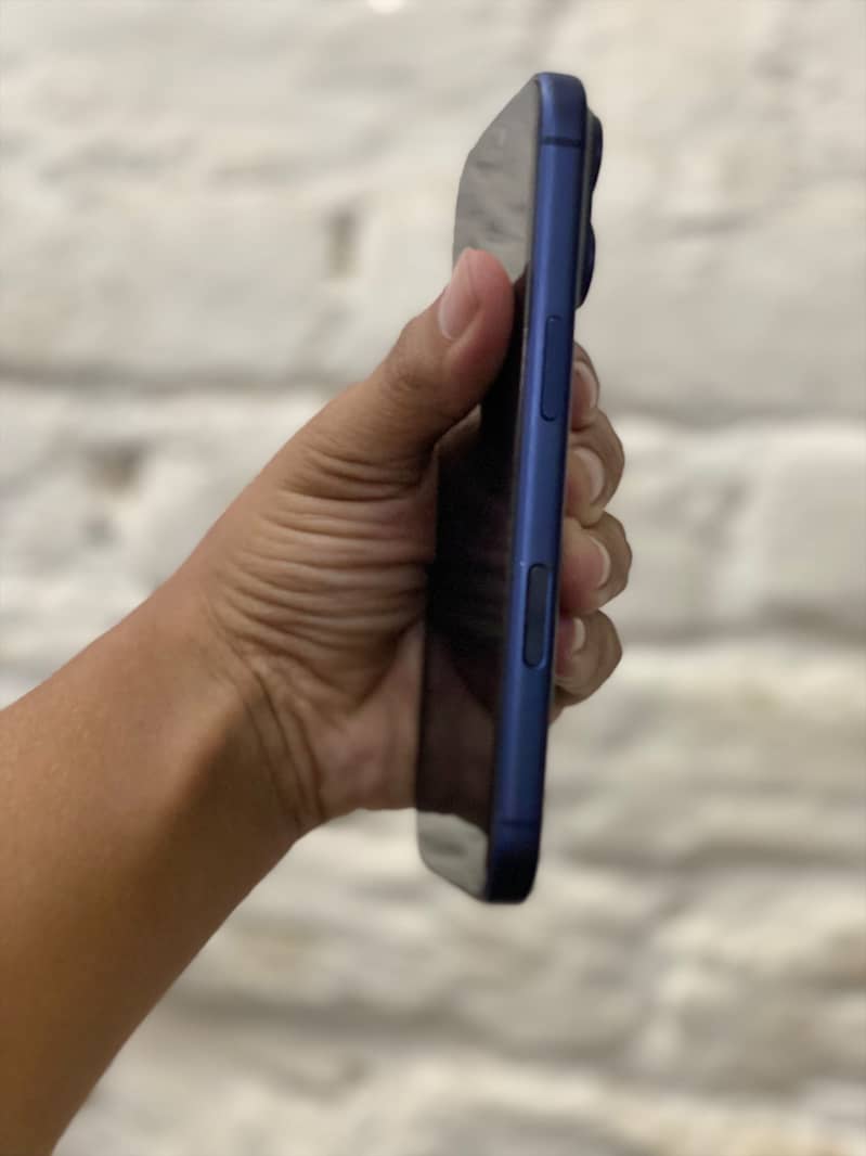 Apple iPhone 17 Pro 2