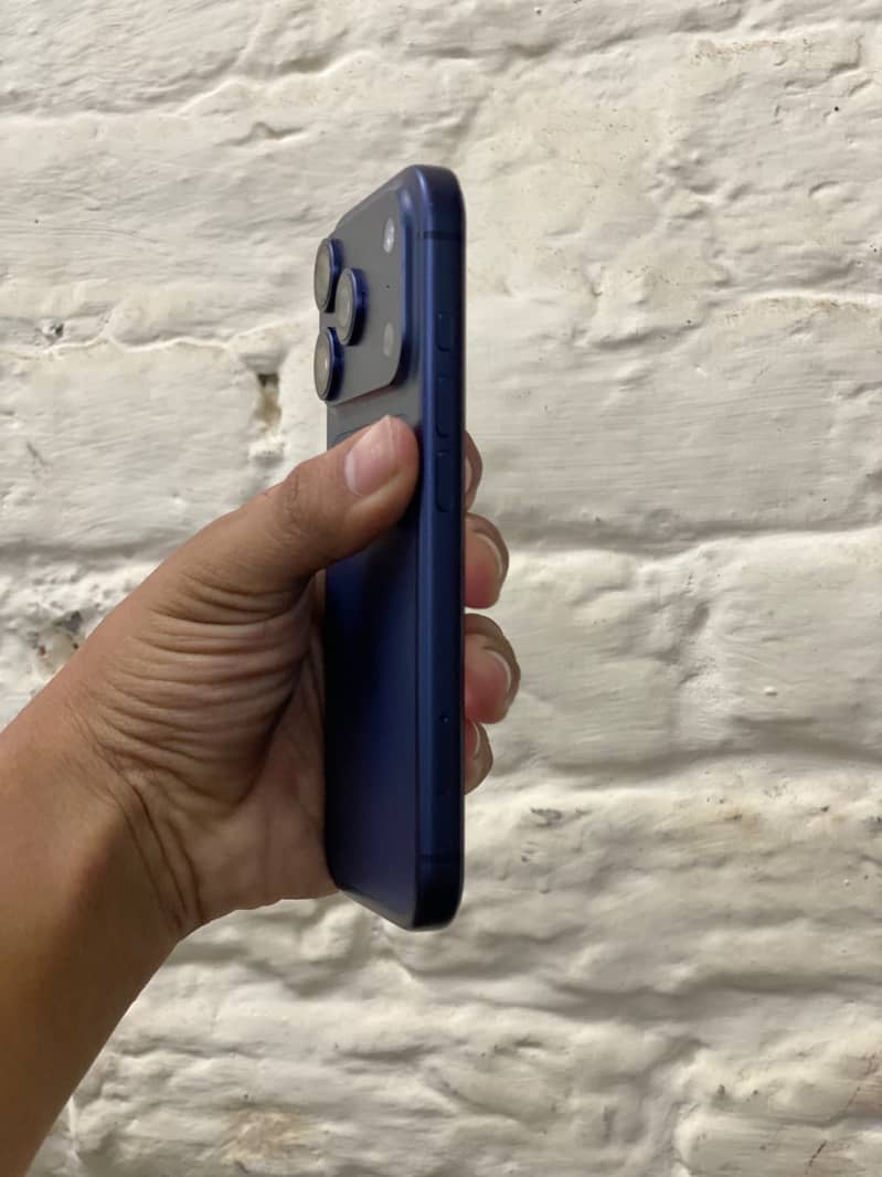 Apple iPhone 17 Pro 3