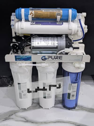 water purifier new only one month use with filter with tap all.