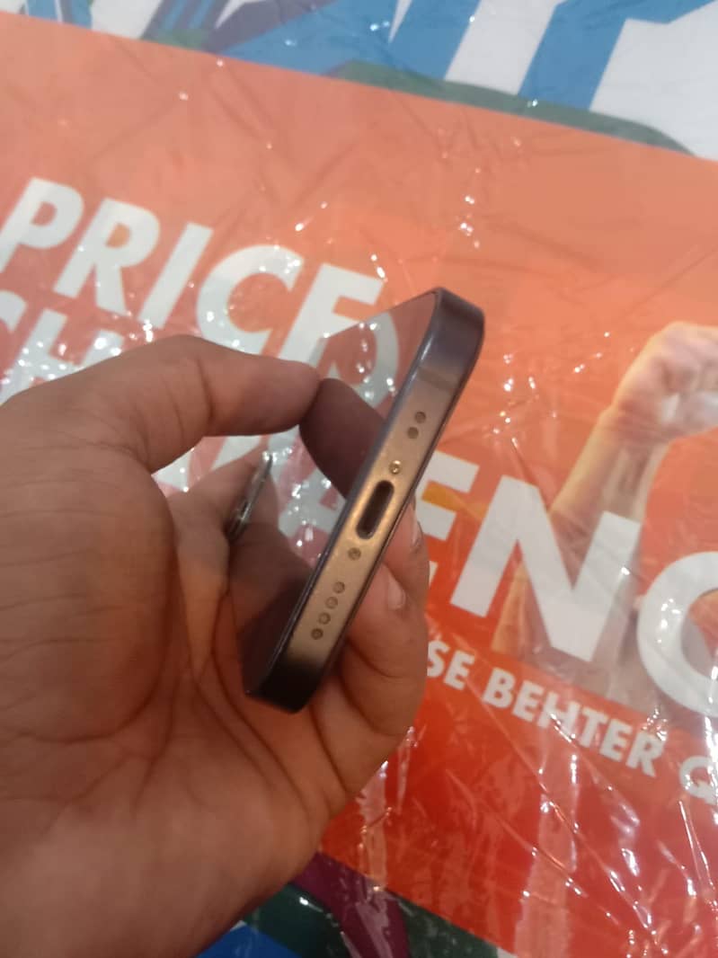 Apple iPhone 12 mini 3