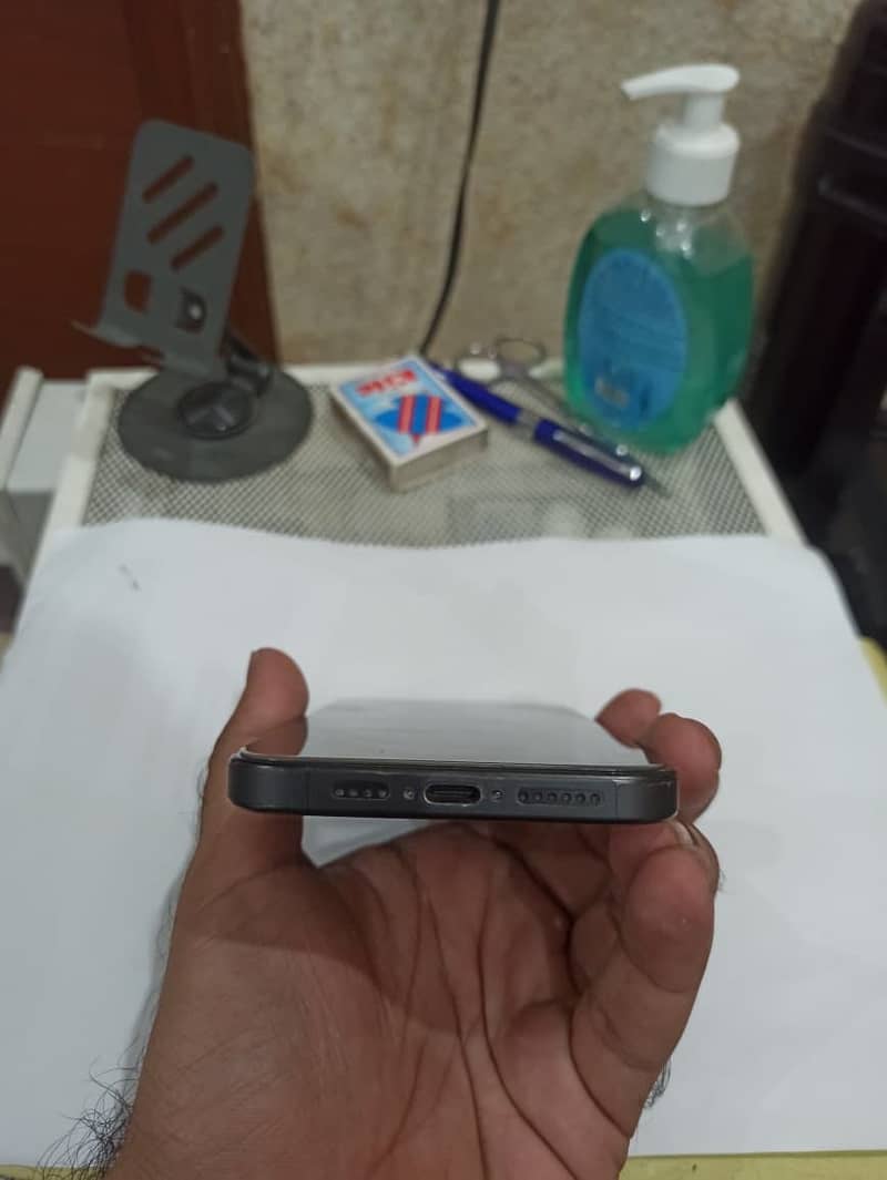 iPhone 15 Pro Max 256GB | Black | Non-PTA JV | 94% Battery | 100% Genu 3