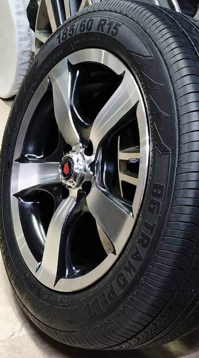 Alloy rims and tyres for sell 15 inch