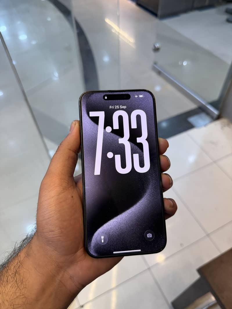 Apple iPhone 15 Pro Max 1