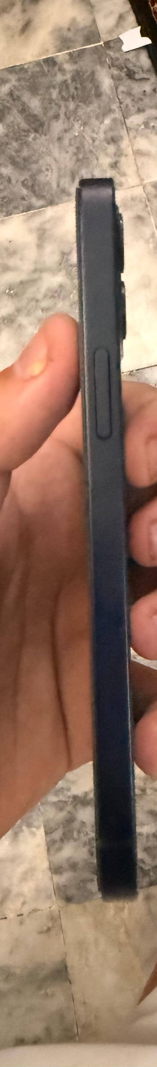 Apple iPhone 12 2