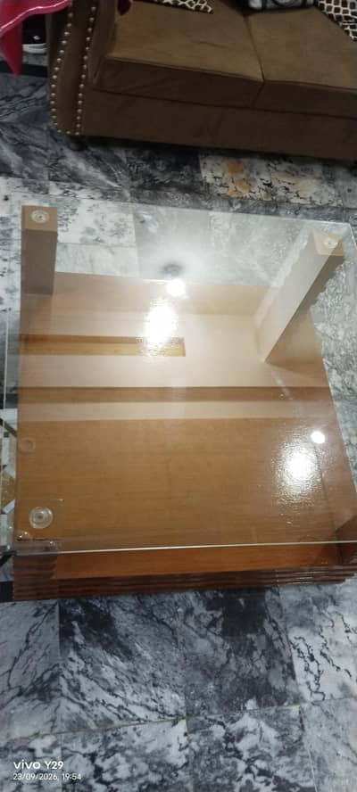 3 piece wooden table 10/10 condition