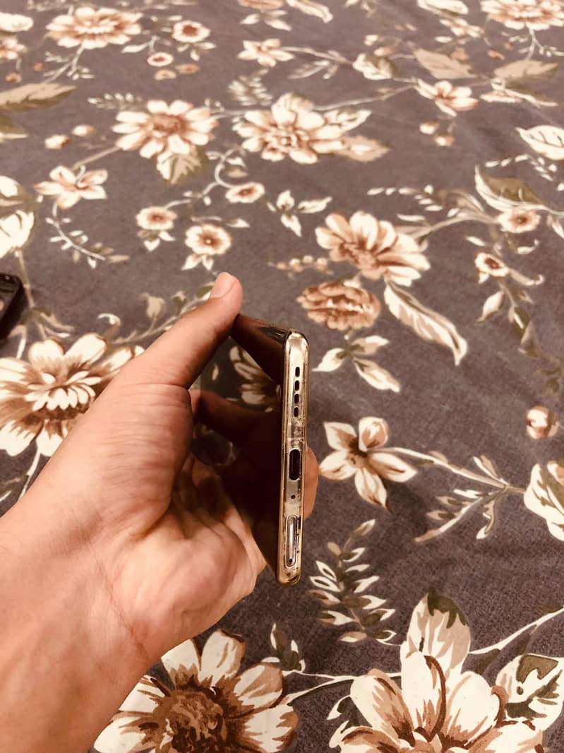 Infinix Note 40 Pro 6