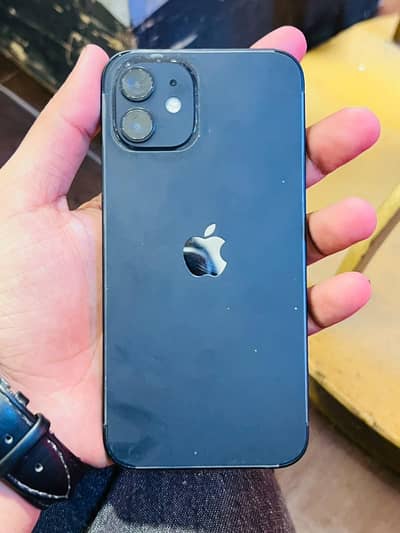 Apple iPhone 12