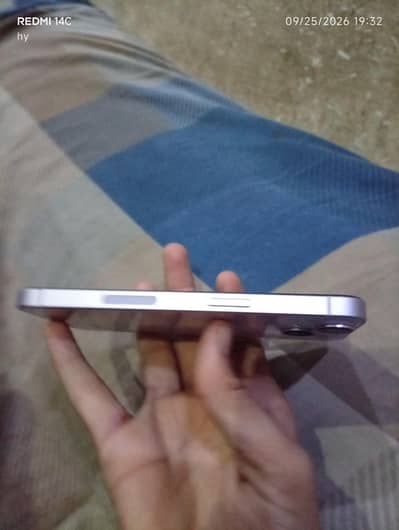 Apple iPhone 14 exchange possible with iphone 15 or 13 pro max