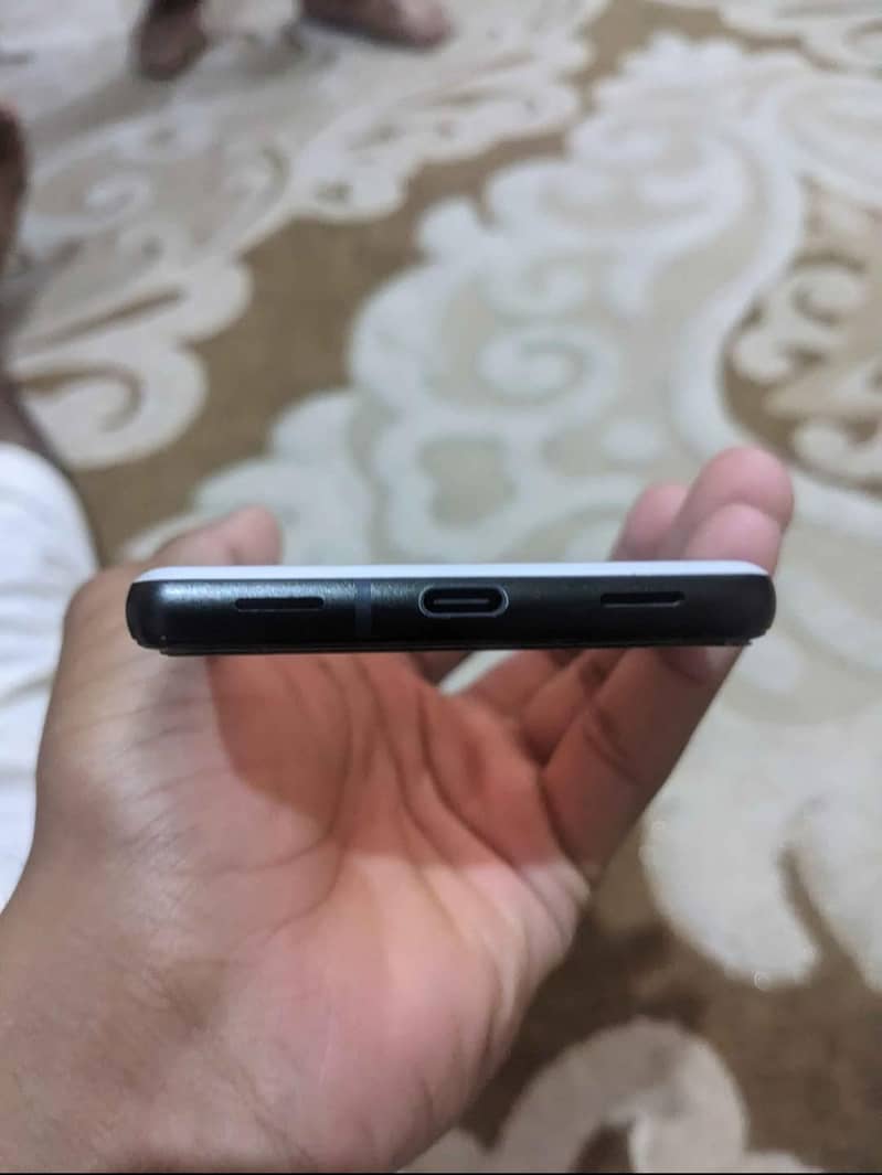 Google Pixel 6 3