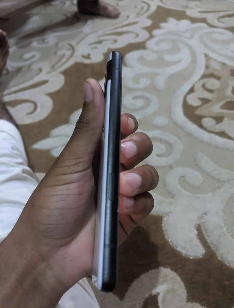 Google Pixel 6 5