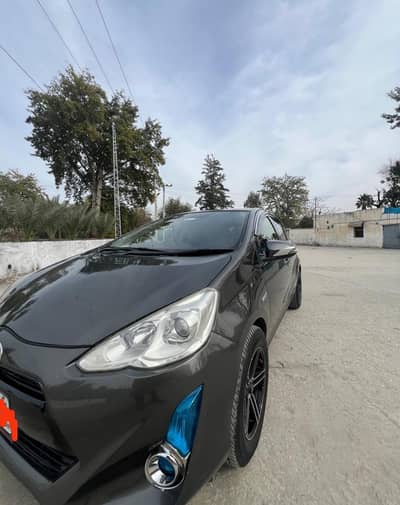 Toyota Aqua 2015