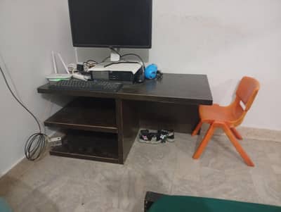 Center Table