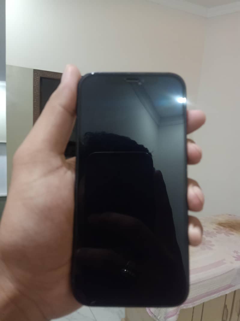 Apple iPhone 12 2
