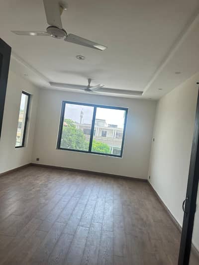 4 Marla Upper Portion Is Available For Rent