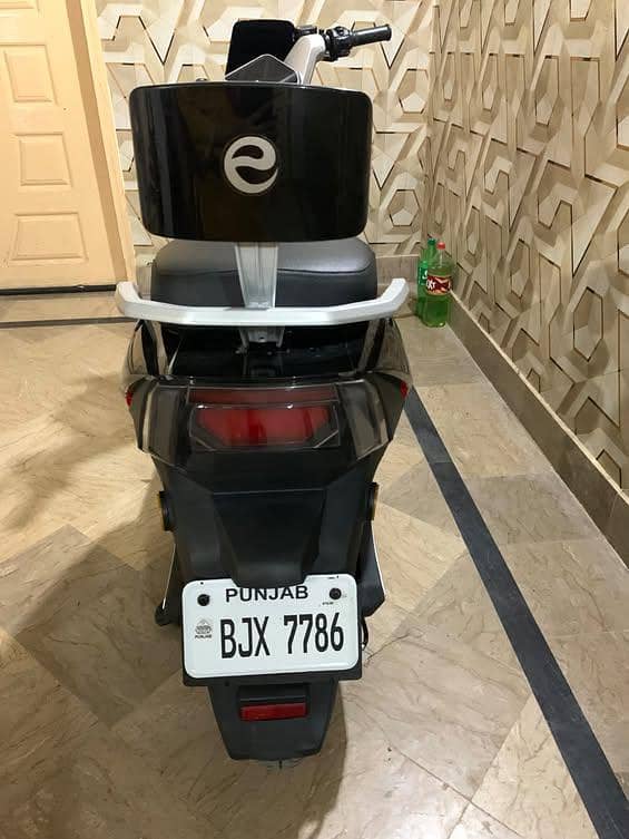 Scooty 5