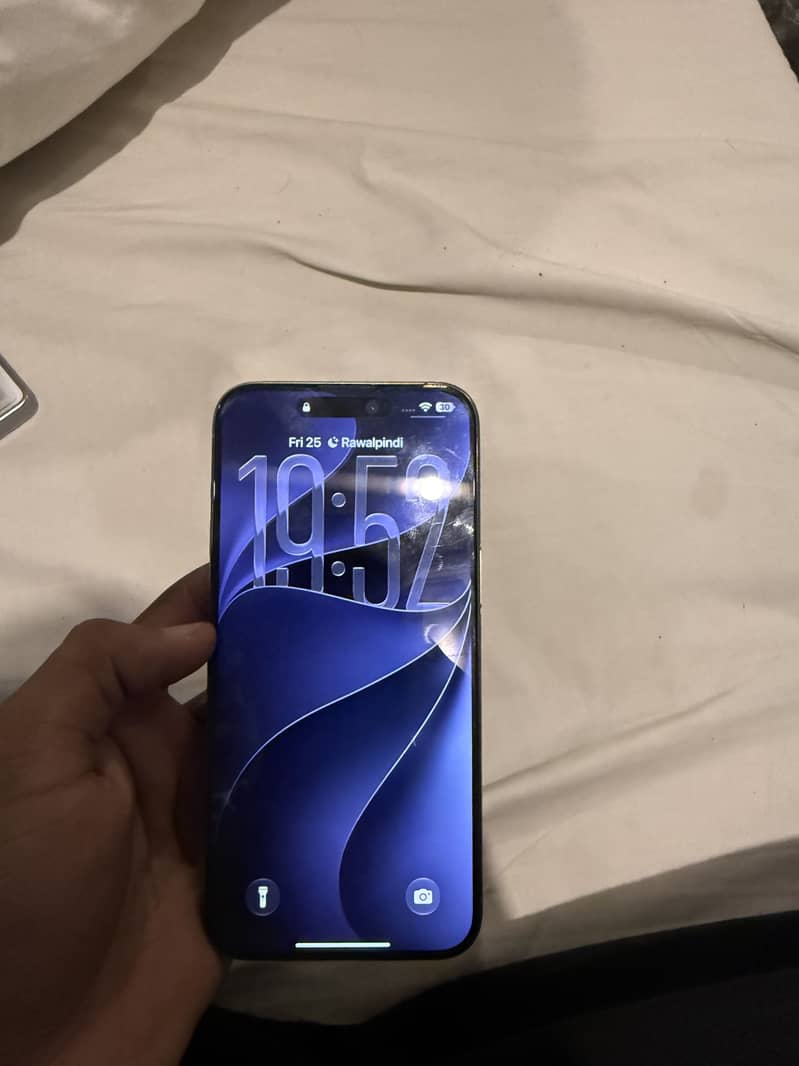 Apple iPhone 15 Pro Max 8