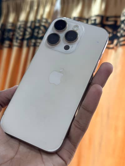 Apple iPhone 16 Pro