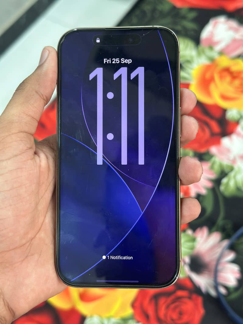 Apple iPhone 16 Pro 6