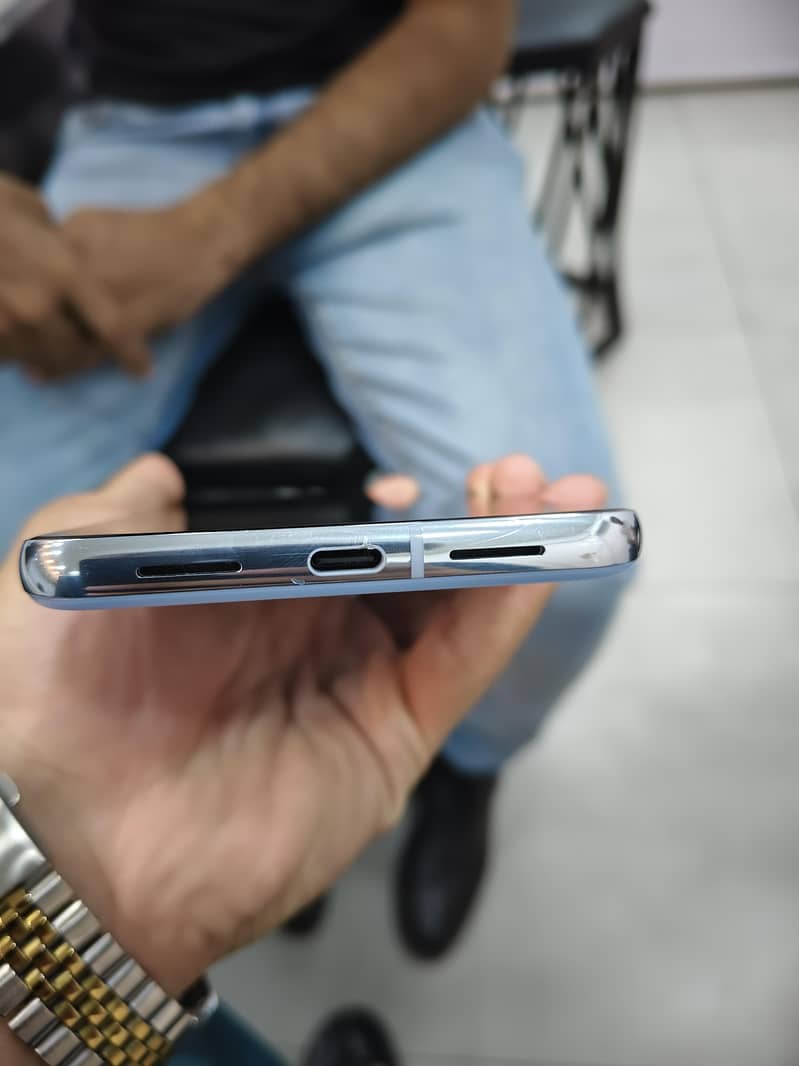 Google Pixel 8 Pro 3