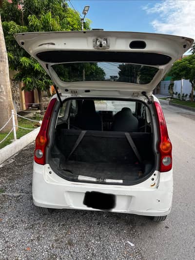 Daihatsu Mira 2019