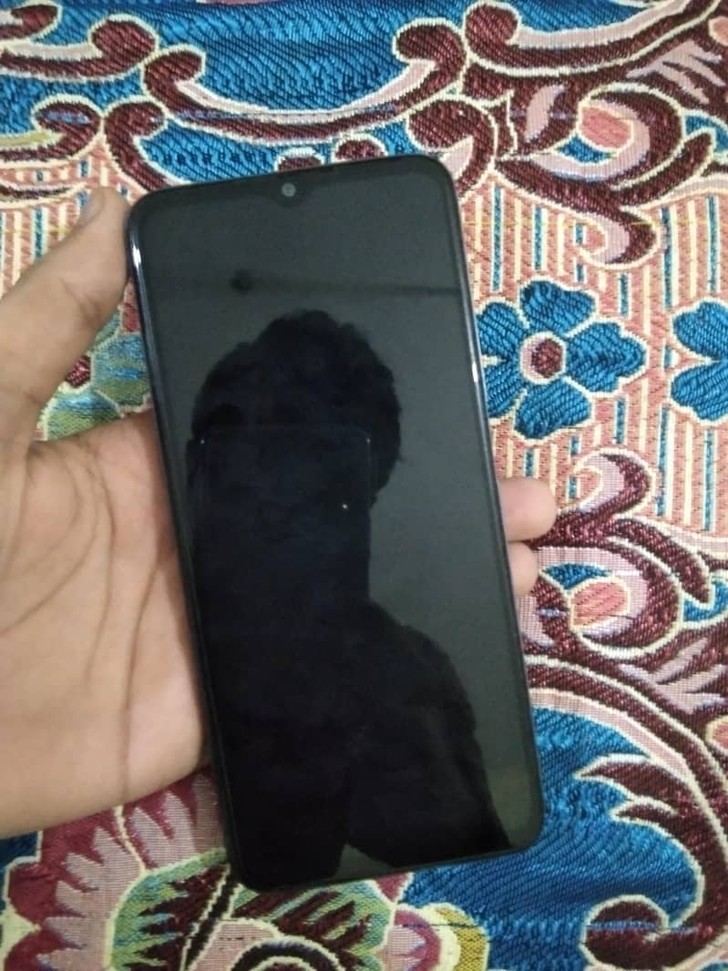 Realme C35 1