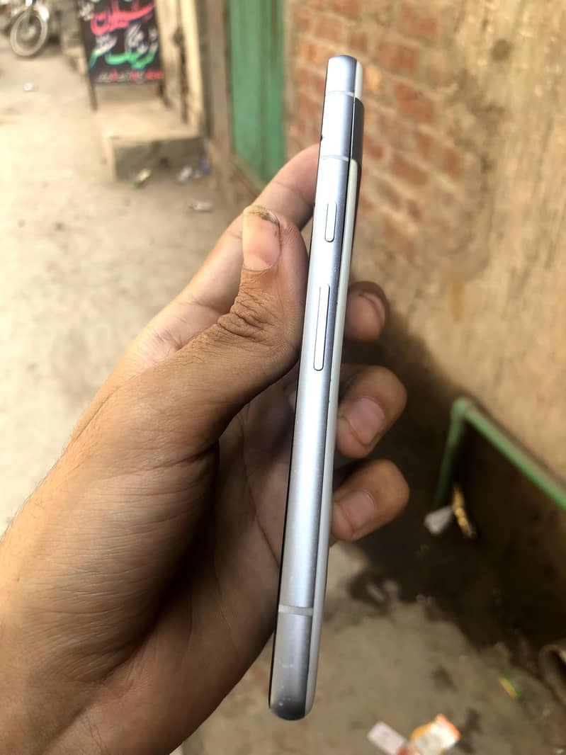 Google Pixel 7a 3