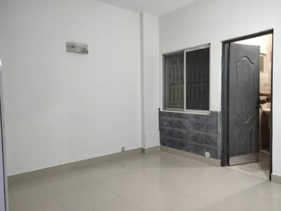 Sale flat Faraz Avenue 3bed. d d Lift 2nd floor Road facing Johar mor