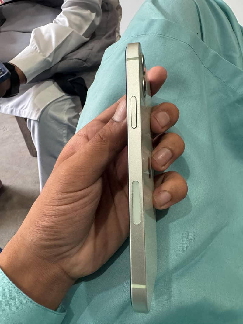 Apple iPhone 12 2