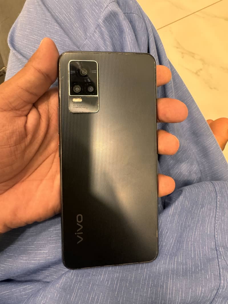 Vivo V21e 4