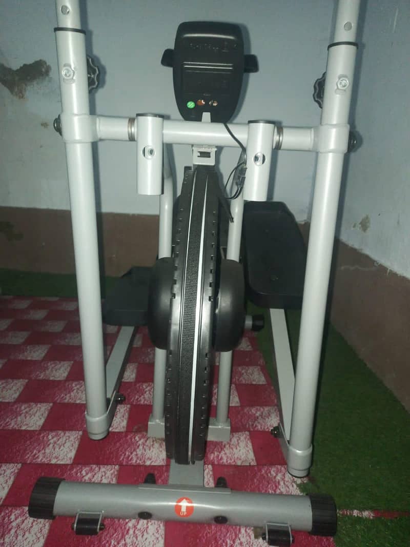 Orbitrek Elliptical Exercise Machine- Good Condition 1