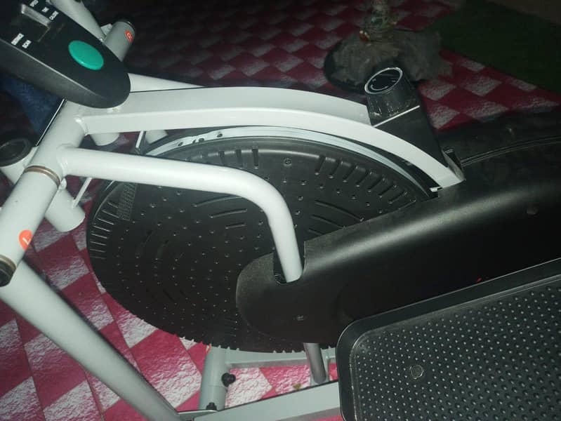 Orbitrek Elliptical Exercise Machine- Good Condition 3