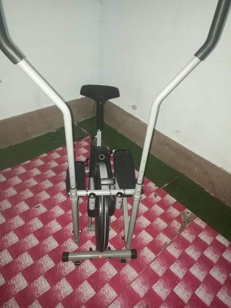 Orbitrek Elliptical Exercise Machine- Good Condition 4