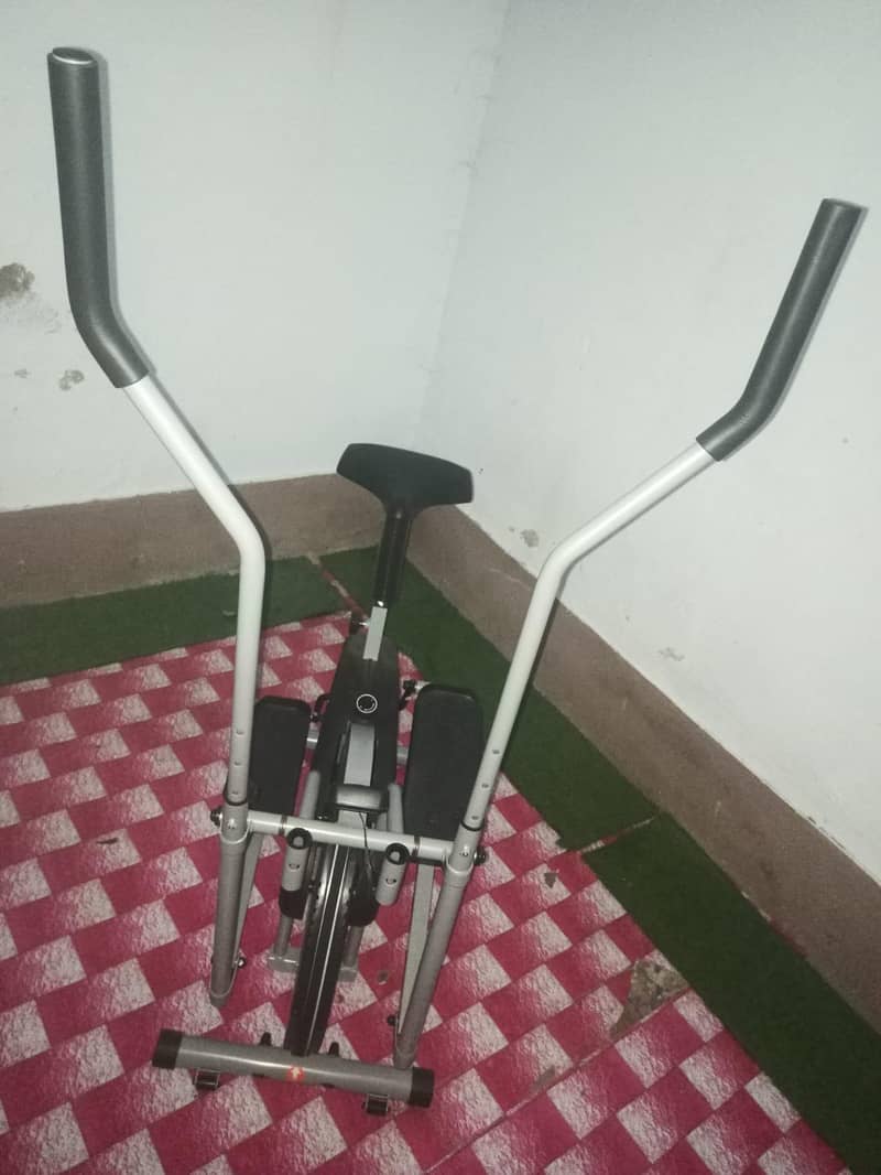 Orbitrek Elliptical Exercise Machine- Good Condition 5