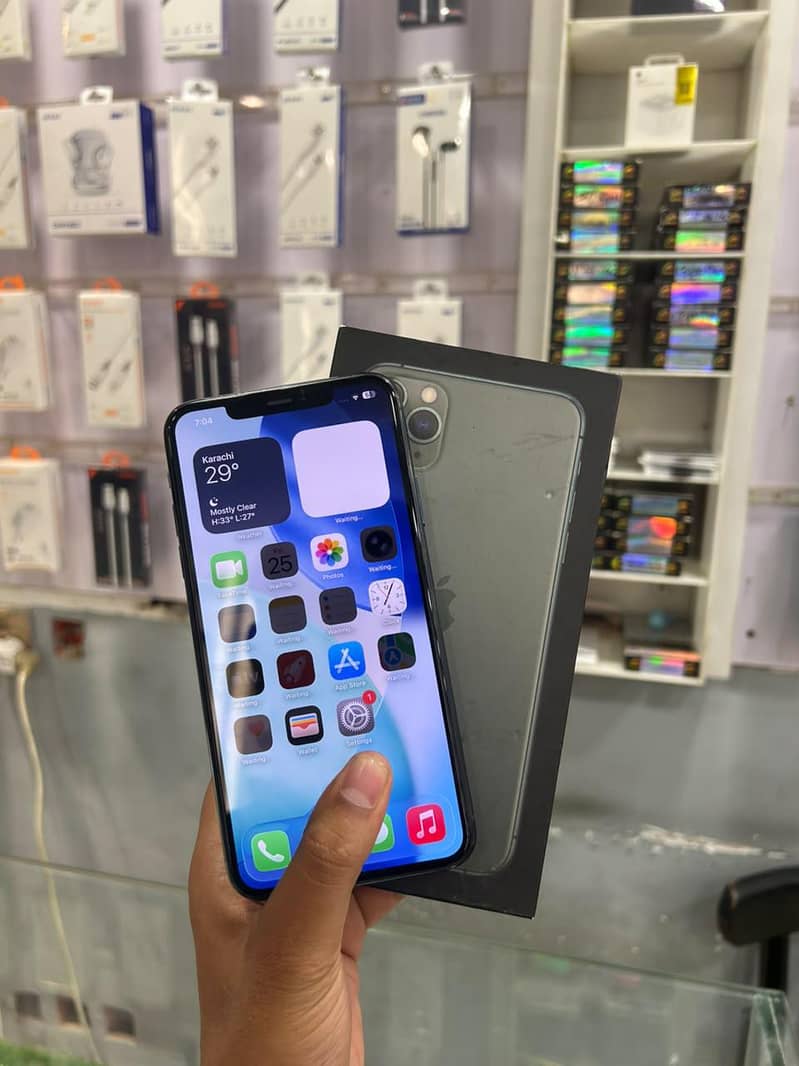 Apple iPhone 11 Pro Max 1
