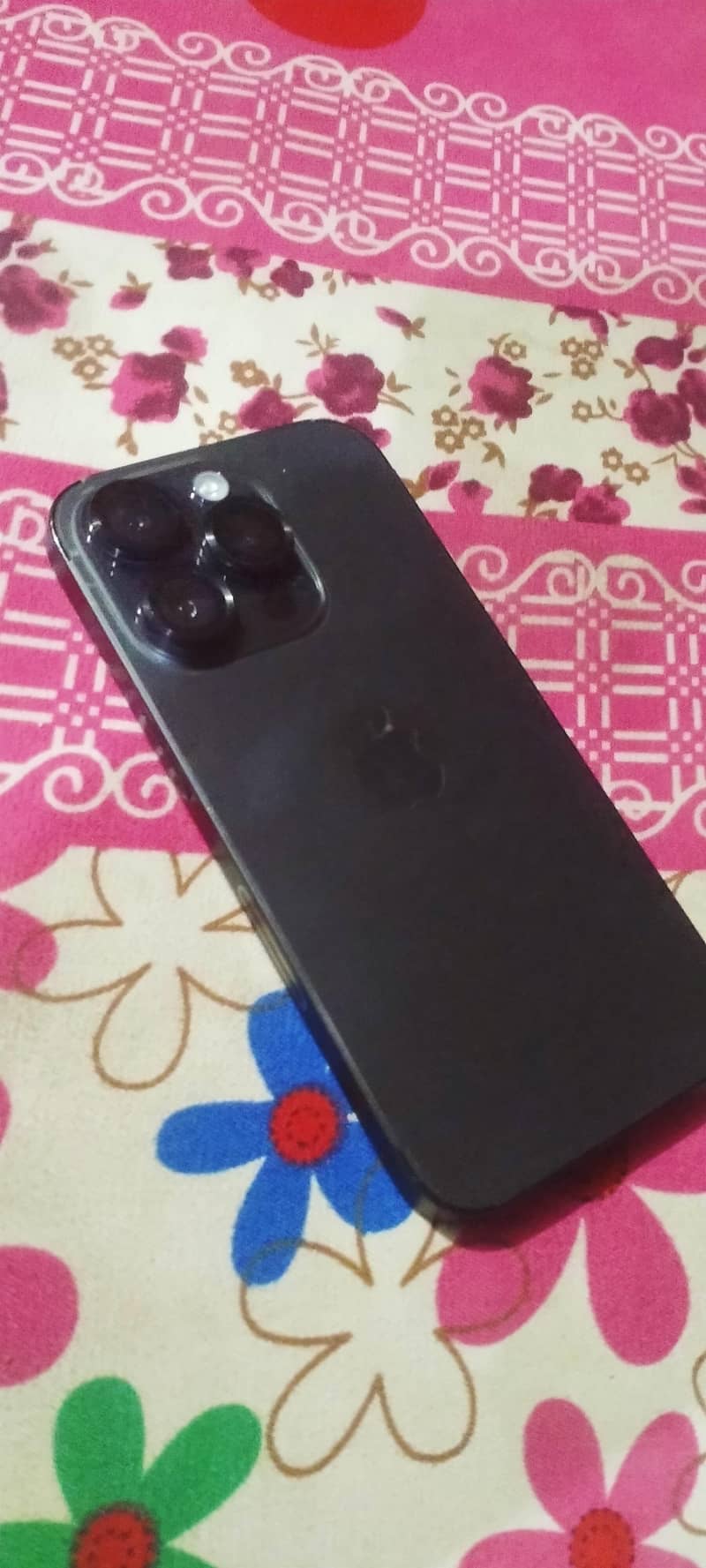 Apple iPhone 14 Pro 1